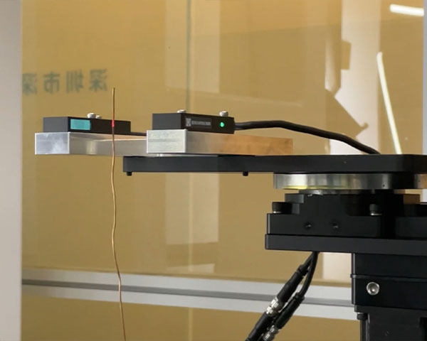 SE1系列对射型边缘测量传感器测量铜丝直径