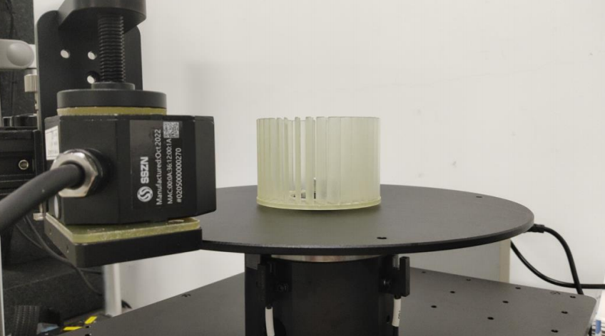 动态检测塑料叶片高度差